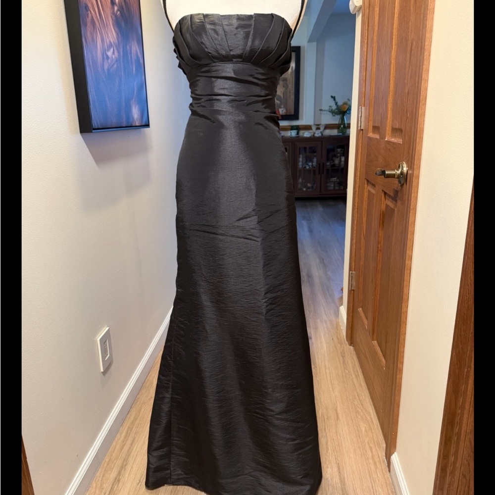 Jim Hjelm Occasions Black Strapless Taffeta Gown Size 4 Long Formal Dress